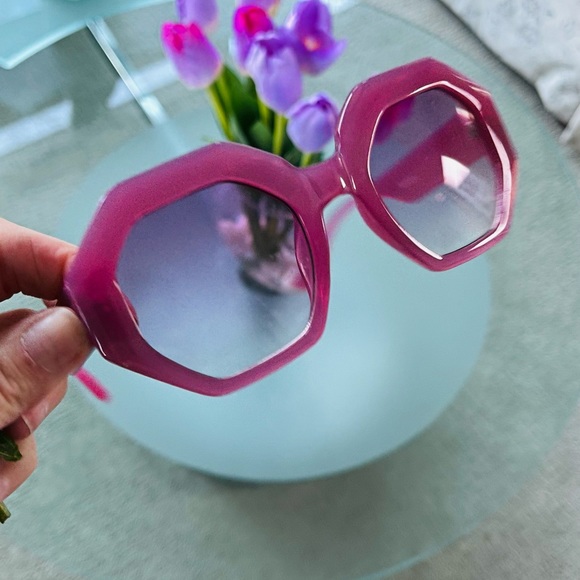 RS Eyewear Fuchsia Pink Sunglasses - Picture 3 of 4